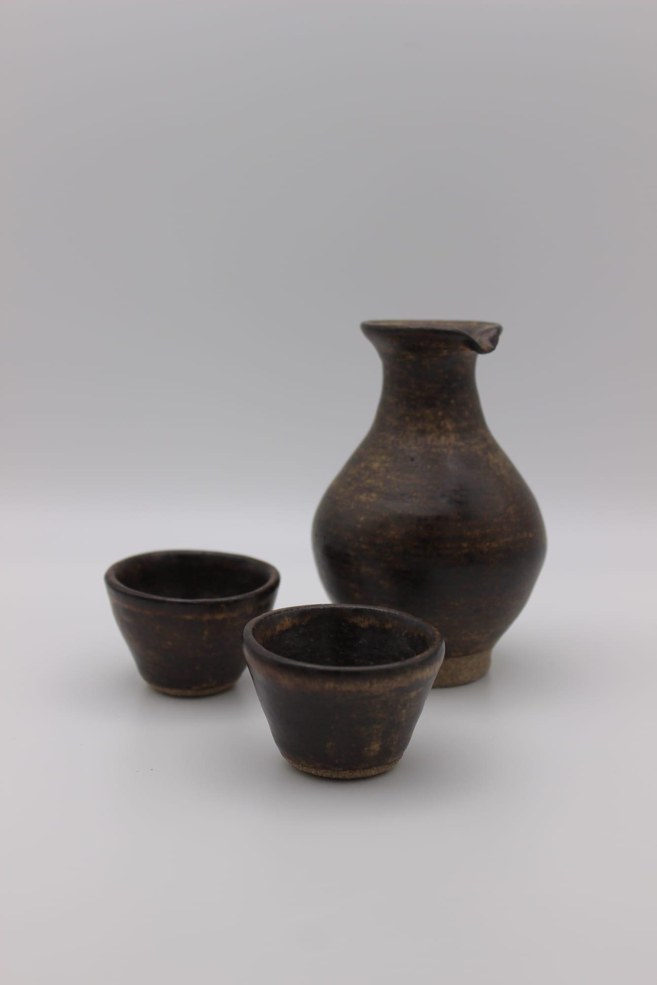 Brown Sake Set — view 1